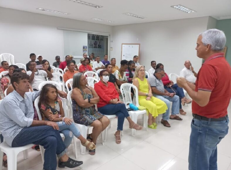 Grupo lança Antônio Portugal como pré-candidato a prefeito de Itamaraju