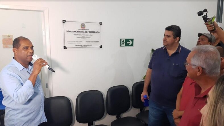 Prefeito Robertinho inaugura moderna Clínica Municipal de Fisioterapia em Mucuri