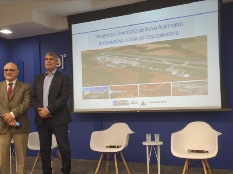 Prefeito Agnelo Santos comemora licitação do Aeroporto Internacional da Costa do Descobrimento