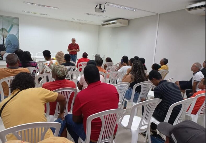 Grupo lança Antônio Portugal como pré-candidato a prefeito de Itamaraju