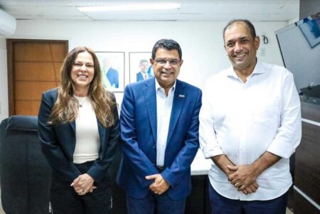 Em Salvador, prefeito pede agilidade na reforma do Aeroporto Jorge Amado