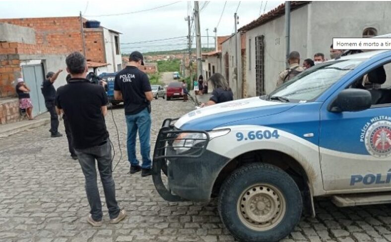 Homem é morto a tiros no quintal de casa em Posto da Mata