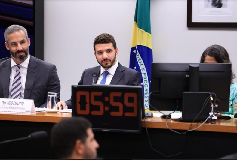 Neto Carletto garante recursos para obras na BR-030 no trecho entre Ubaitaba e Maraú