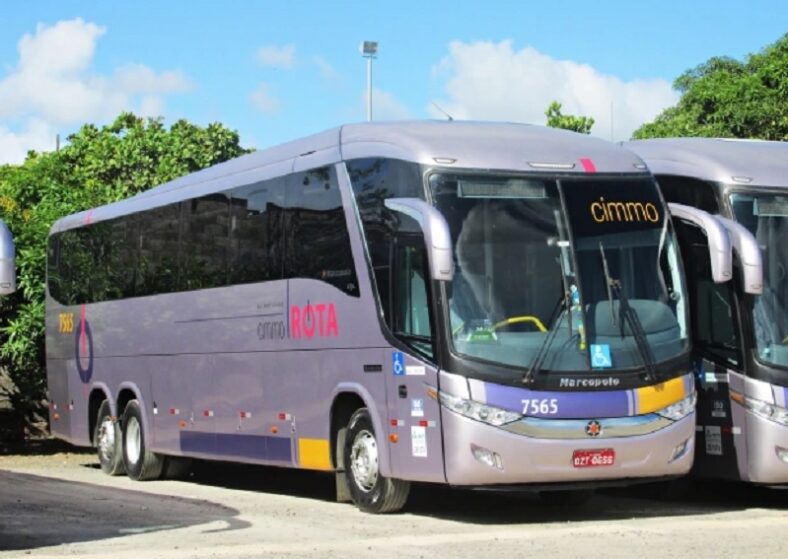 Rodoviários da Águia Branca e Rota paralisam atividades cobrando reajuste salarial