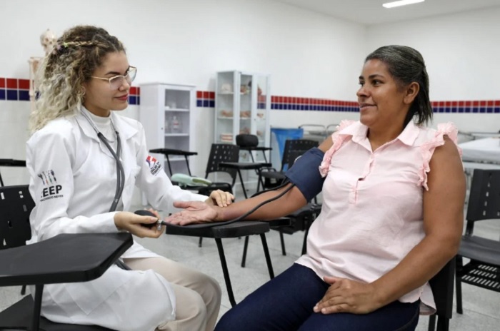 Matrículas abertas para contemplados no sorteio eletrônico para cursos de nível médio; confira