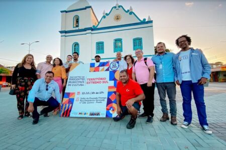SecultBA reúne Dirigentes Municipais de Cultura do Extremo Sul em encontro de capacitação em Prado