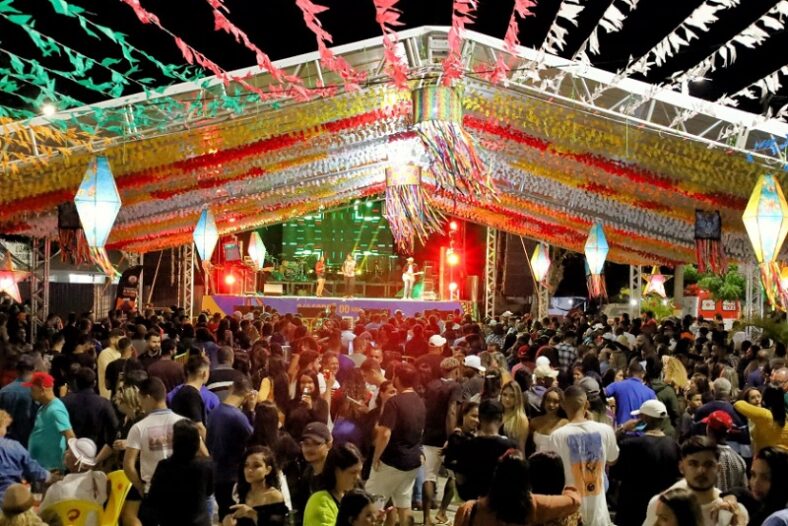 Diversão, entretenimento e turismo regional marcam segundo dia do Forró do Peroá