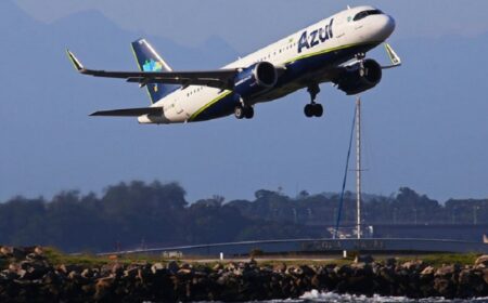 Azul lança voos com 50 mil assentos na alta temporada para Porto Seguro