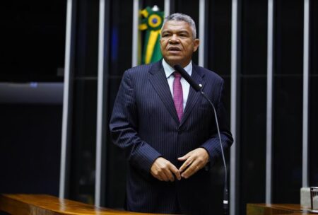 Projeto de Valmir Assunção, Câmara Federal aprova Lei de Cotas com avaliação a cada dez anos