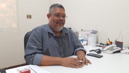 Fabio da Minas deixa secretaria de Saúde de Itamaraju; veja quem deve assumir a pasta