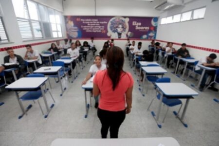 Sec convoca mais 23 professores classificados em seleção pública para contratação