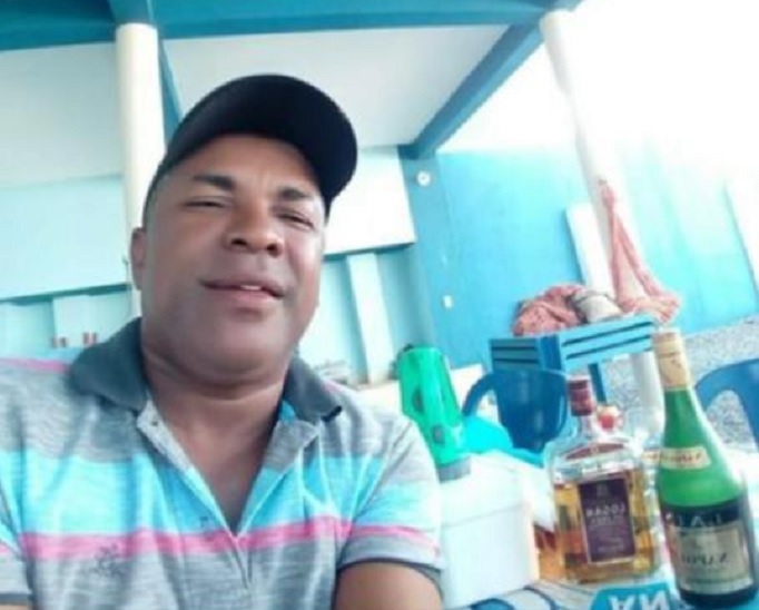 Homem de 56 anos comete suicídio por enforcamento no quintal de casa