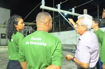 Neoenergia Coelba oferece 125 vagas gratuitas para Escola de Eletricistas na Bahia