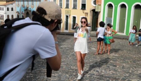 Bahia recebe prêmio de excelência turística em hospitalidade