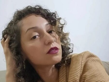 Mulher morre após colisão durante tentativa de ultrapassagem na BR-101