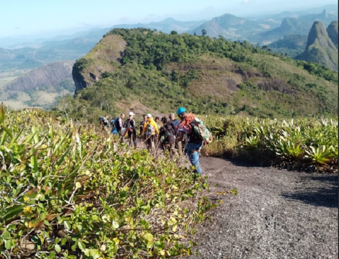 Desbravando o Monte Pescoço em uma jornada vertical em Itamaraju