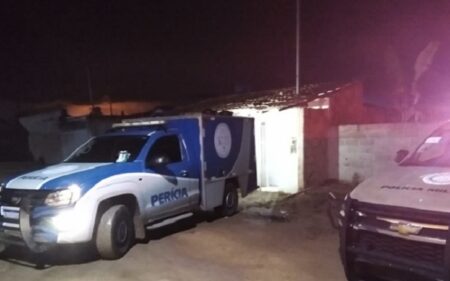 Homem de 66 anos é assassinado a tiros dentro de casa em Itamaraju