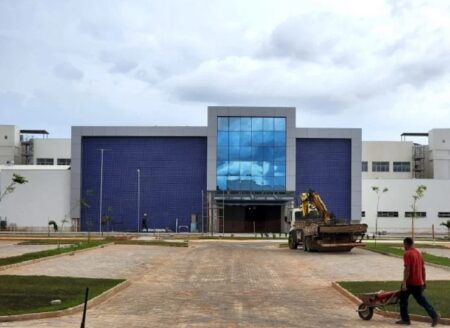 Inauguração do Hospital Costa das Baleias em Teixeira de Freitas será no primeiro trimestre