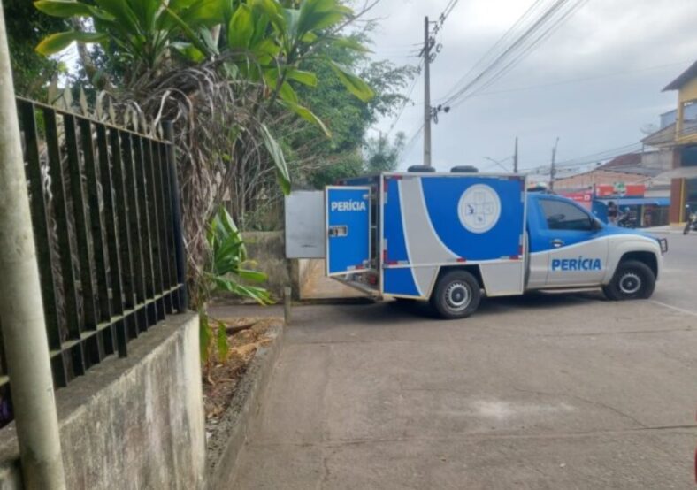 Prédio abandonado da Justiça do Trabalho em Itamaraju vira refúgio de criminosos