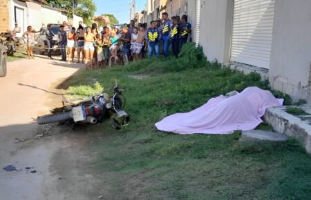 Mototaxista é assassinado a tiros após sofrer emboscada em Teixeira de Freitas