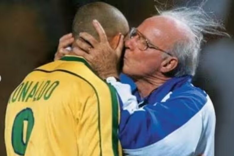 Ronaldo Fenômeno se despede emocionado de Zagallo: "Obrigado, mestre"