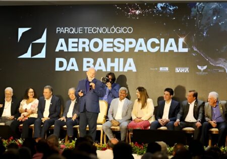 Lula critica antecessores durante inauguração de Parque Tecnológico Aeroespacial em Salvador