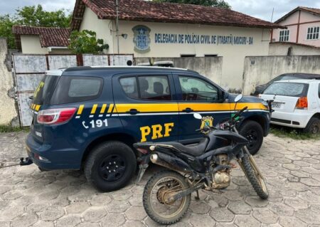 PRF recupera motocicleta roubada e prende condutor por receptação no Extremo Sul