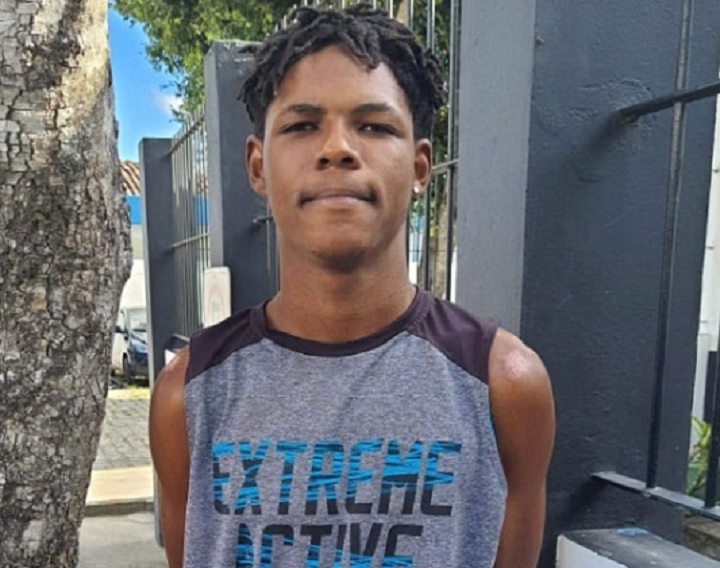 Suspeito de homicídio qualificado é preso ao depor sobre morte do irmão em Teixeira de Freitas