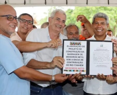 Governador autoriza projeto de barragem em Medeiros Neto para combater enchentes