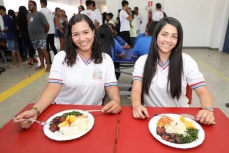 Bahia destina R$ 410 milhões para alimentação escolar em 2024