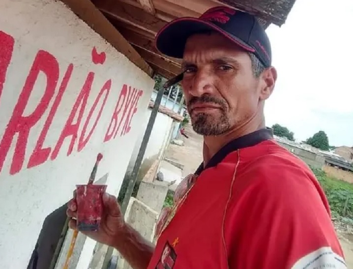 Pintor morre após se jogar embaixo de caminhão de melancia em Teixeira de Freitas
