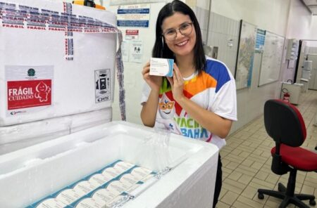 Bahia inicia campanha de vacinação contra Dengue priorizando crianças e adolescentes