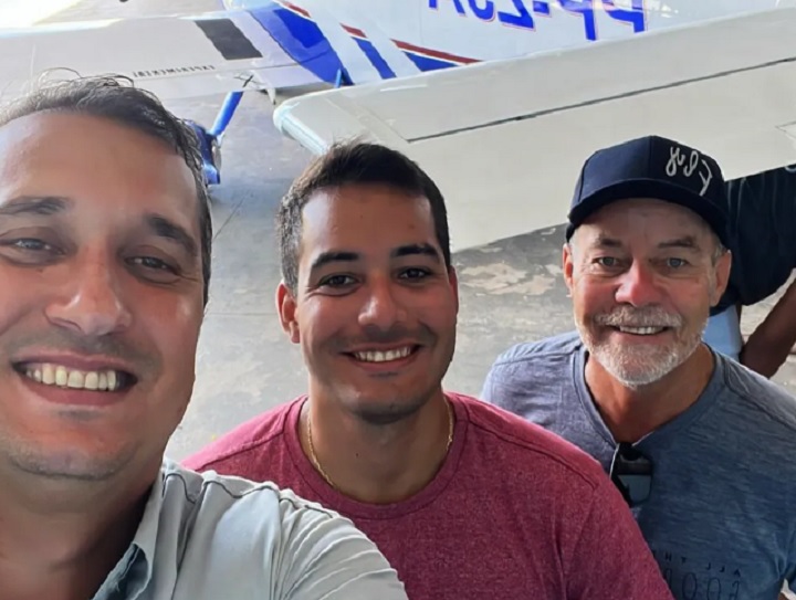 Pai e filho estão entre as três vítimas do avião que caiu em Barreiras na BA