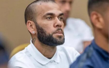 Daniel Alves obtém liberdade provisória após decisão judicial em Barcelona
