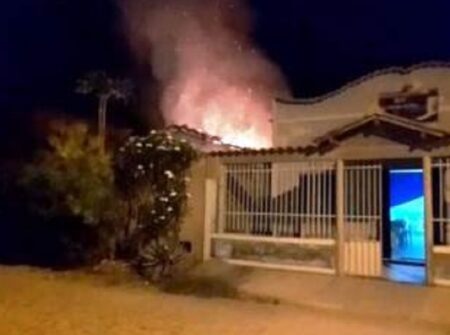 Polícia Civil de Itapebi busca homem suspeito de incendiar própria casa após separação