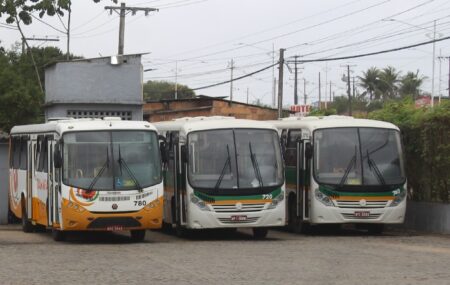 Viação Itamaraju diz que incêndio foi criminoso e suspende circulação de ônibus por 48 horas