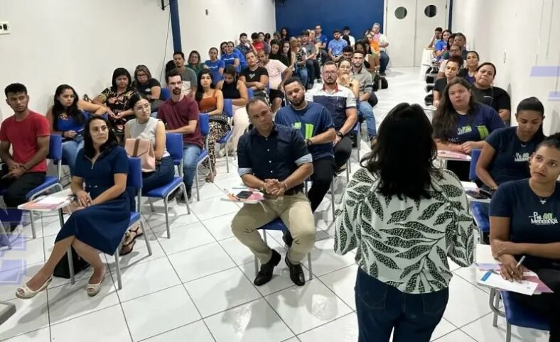 Empresários de Eunápolis recebem capacitação em atendimento ao cliente promovida pelo Sebrae