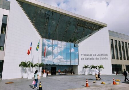 TJ-BA designa juízes para atuar por tempo indeterminado em Porto Seguro