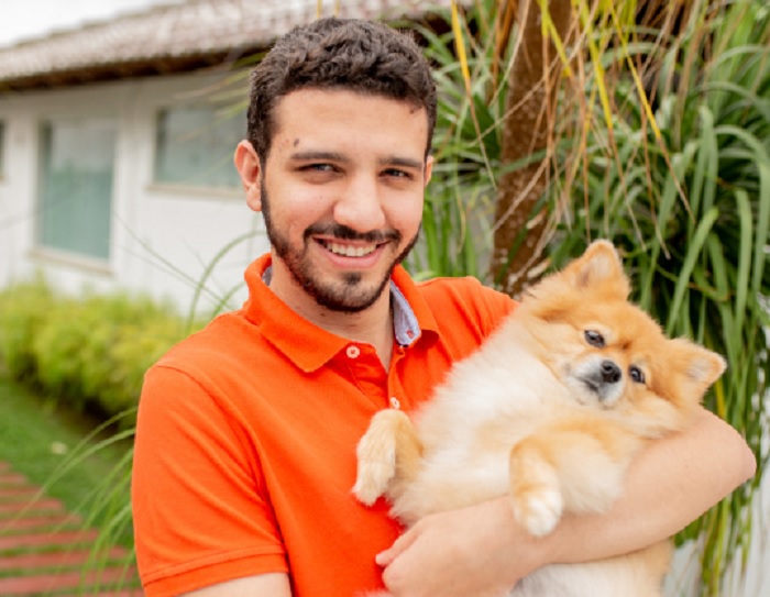 Neto Carletto propõe Projeto de Lei para proteger animais em transporte aéreo