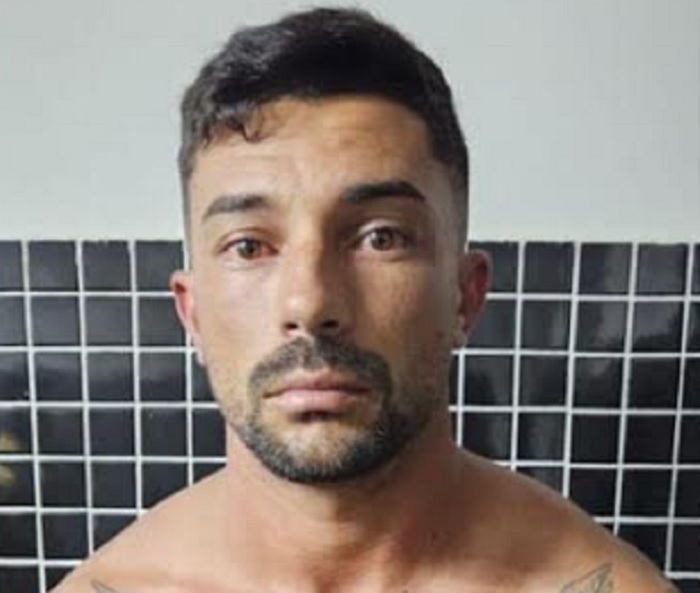 Homem é preso pela PM em Itamaraju por receptação de celular roubado