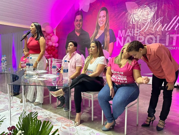 Léo Lopes participa de encontro 'por mais mulheres na política' em Itamaraju