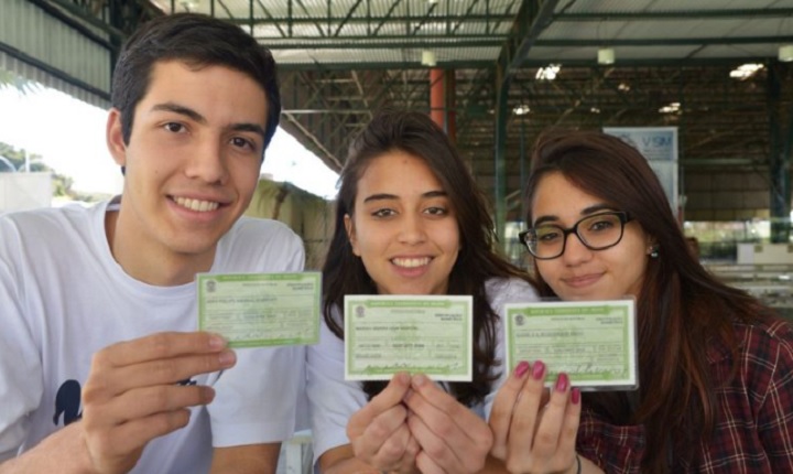Bahia se destaca no cenário eleitoral com aumento expressivo de jovens eleitores