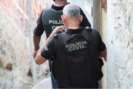 Homem é preso acusado de venda de drogas no ‘delivery’ em Porto Seguro