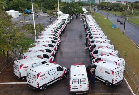 Governo do Estado reforça atendimento de emergência e transporte de pacientes no interior com 59 ambulâncias