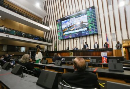 Radiovaldo e Lucinha do MST assumem titularidade em comissões da Assembleia Legislativa da Bahia