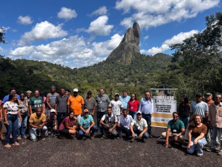 Caravana da Monilíase capacita pequenos produtores de cacau em Guaratinga e Itamaraju