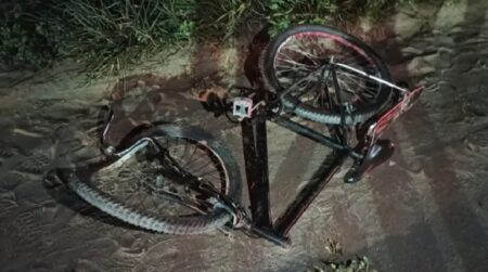 Ciclista morre em acidente na BR-101 em Teixeira de Freitas