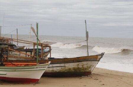 Mergulhador morre durante descompressão na costa de Porto Seguro