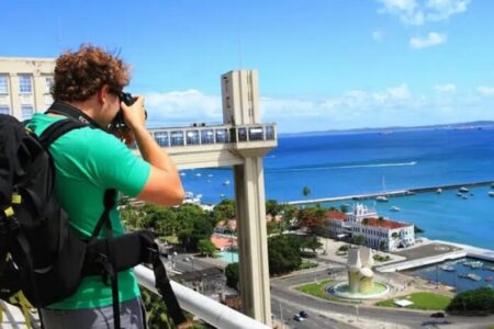 Bahia se mantém na liderança do turismo nacional no verão