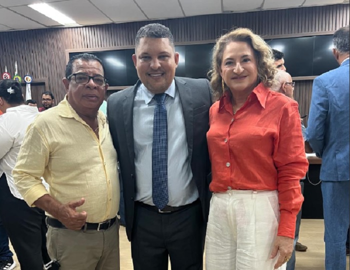 Maria Nilza Loyola prestigia eleição da União dos Vereadores do Extremo Sul